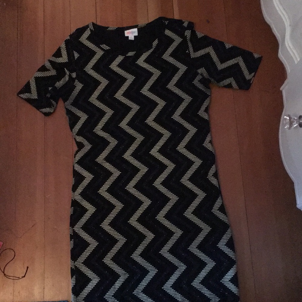 chevron glitter gold and black